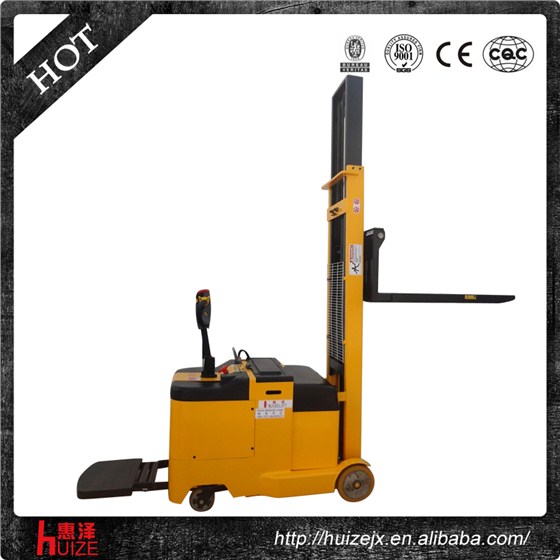 500KG平衡重全電動(dòng)堆高車 (1) 500KG平衡重全電動(dòng)堆高車 (1)