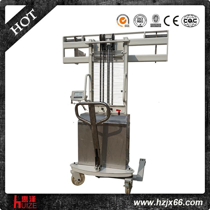 載重300kg半電動(dòng)稱(chēng)重叉紙車(chē) 載重300kg半電動(dòng)稱(chēng)重叉紙車(chē)